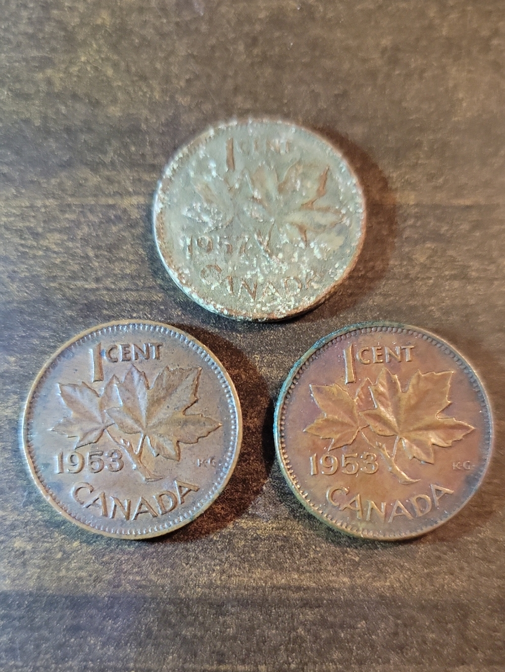 Vintage Canadian 1 Cent Coin (1953) - Brown Patina